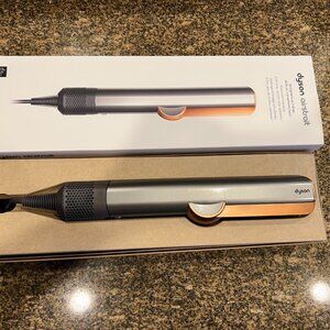 Dyson Airstrait Straightener